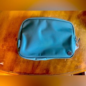 Lululemon fanny pack brand new!!